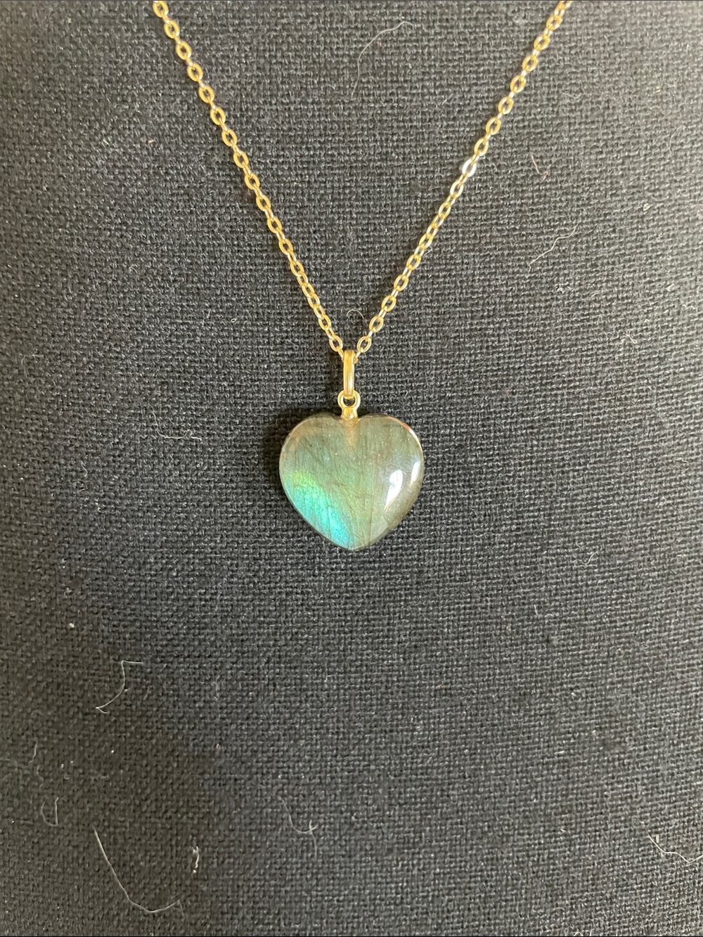 Gold Chain Labradorite Heart Pendant Necklace - Labradorite Blue-Green